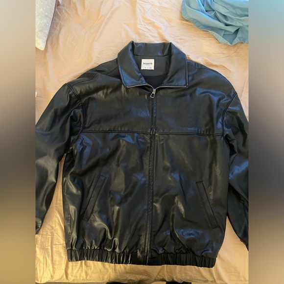 HOUSE OF CB 'Larissa' Black Vegan Leather Oversized Bomber Jacket NWOT - Picture 7 of 9